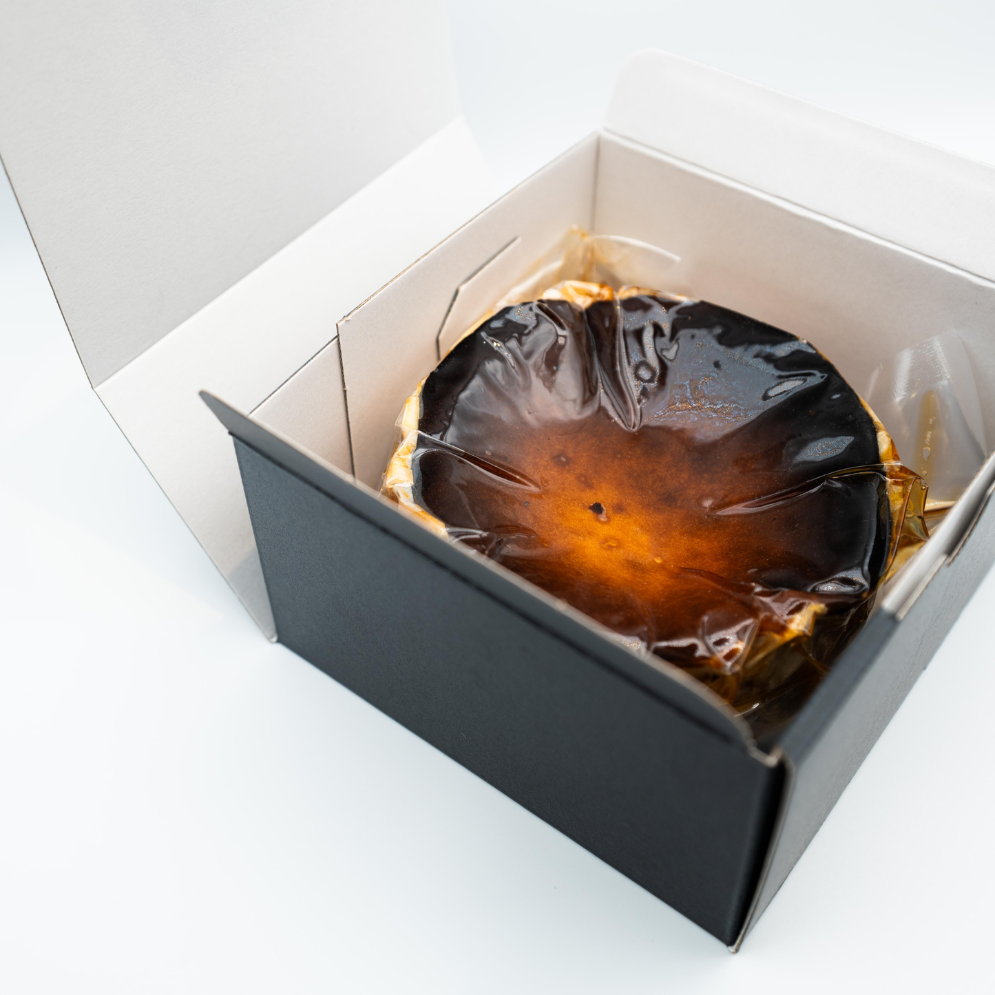さつまいものバスクチーズケーキ（ホール）｜AlgAe